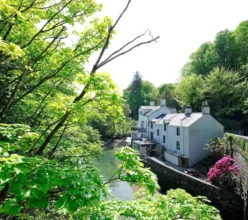 Waterside - Luxury Menai Bridge Holiday Home - 4 Bed 4 Bath