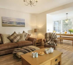 Waterside - Luxury Menai Bridge Holiday Home - 4 Bed 4 Bath