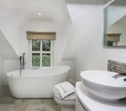 Waterside - Luxury Menai Bridge Holiday Home - 4 Bed 4 Bath