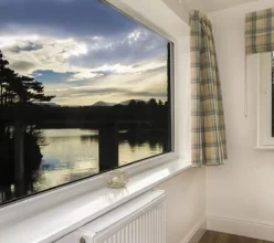 Waterside - Luxury Menai Bridge Holiday Home - 4 Bed 4 Bath